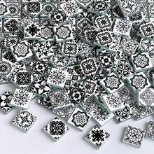 100g/200g Azulejos de Mosaico de Vidrio con Patrón de Mandala Blanco y Negro, Piezas de Mosaico con Superficie Rociada de 2.3*2.3CM, Adecuados para Artes & Manualidades, Proyectos DIY, Sala de Estar, Cocina, Baño, Decoración del Hogar, Decoración de Paredes y Pisos de Creatividad Artística, Material de Manualidades DIY - HBMP - Ver 5
