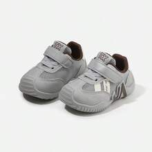 1雙新款中性幼兒運動鞋，防撞鞋頭保護小腳趾，配有魔鬼氈與鞋帶設計，穿脫方便，適合返校季與生日禮物，媽媽的首選嬰兒禮物 - 灰色 - 查看 17