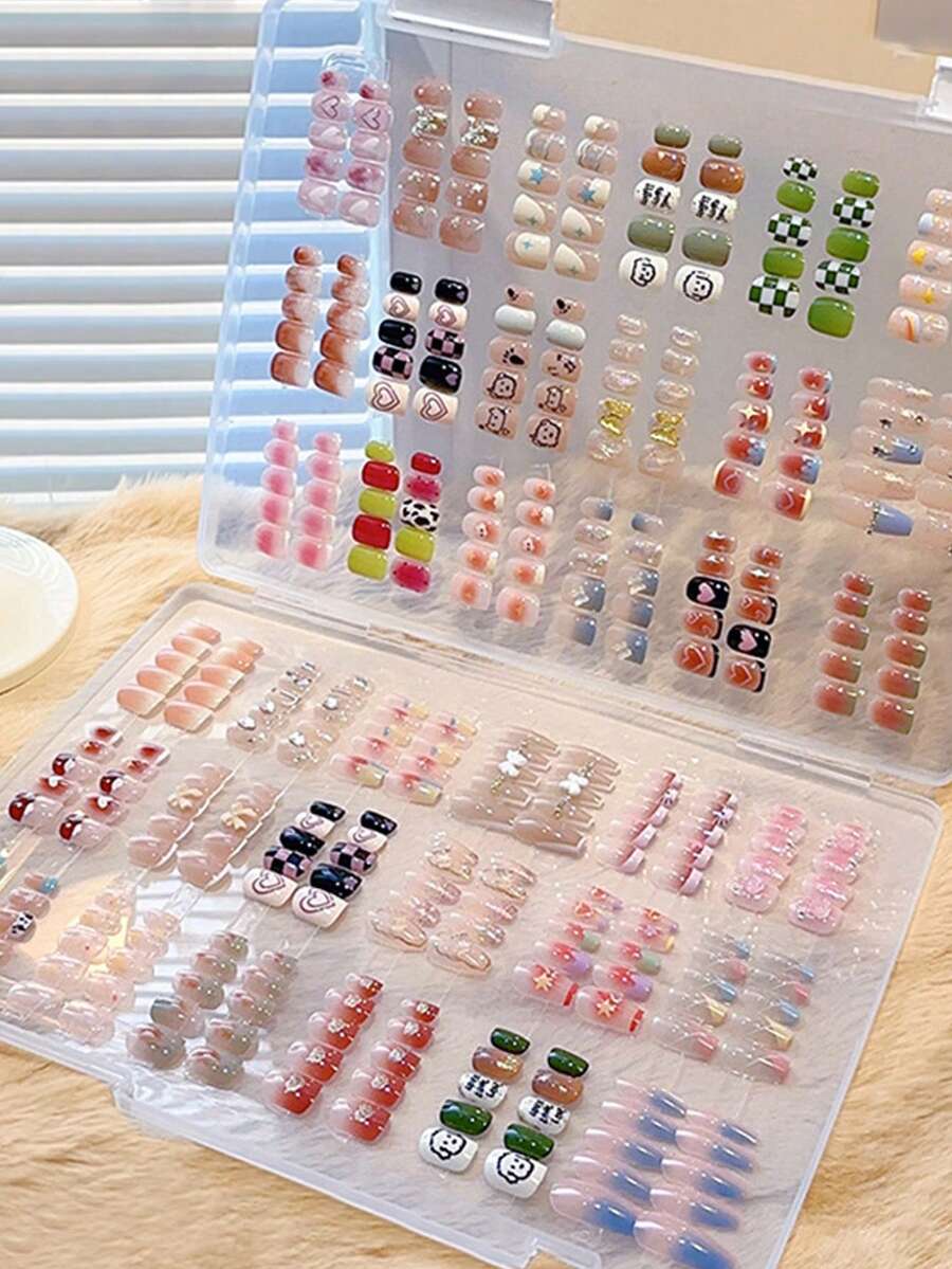 1 pieza/2 piezas Caja de almacenamiento de arte de uñas a prueba de polvo de gran capacidad, tablero de exhibición de uñas portátil, caja de almacenamiento de maquillaje de plástico transparente, suministros de uñas con 1 rollo de cinta adhesiva, accesorios de belleza, herramientas de salón de uñas, decoración de habitación - transparente - Ver 1