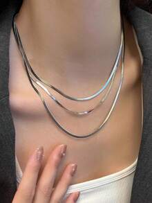 1pc Elegant Triple Layer Flat Fishbone Chain Necklace, Layered Neck Accessory, Suitable For Casual And Date Occasions - Silver - View 1