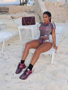 Summer Sports  Women's Short Two-Piece, Printed Separated Swimsuit For Women, Vacation Style Short-Sleeved Shorts Two-Piece Sexy Beach Swimsuit - 灰色 - 查看 2