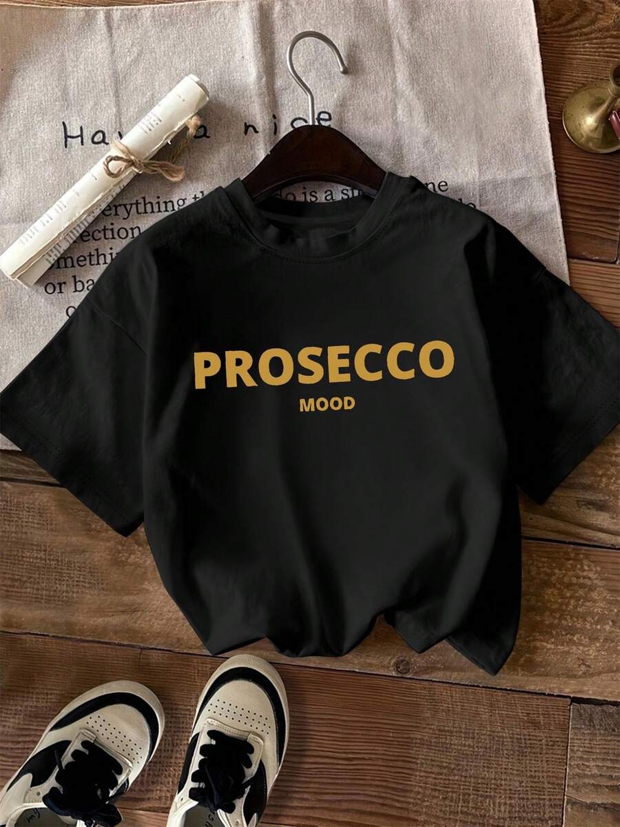 Casual Short-Sleeved Printed T-Shirt. 100% Cotton. 1 Piece. Women's Short-Sleeved Letter Print T-Shirt, Casual, Round Neck, A Must-Have For Stylish Women For Work And Summer Parties, Machine Washable. Spring And Summer Top. - 黑色 - 查看 1