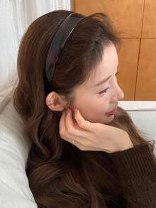 4件/1件 女款黑白玳瑁色酒紅極簡防滑鋸齒輕量塑膠髮箍 時尚百搭高級優雅簡約髮帶 浴室髮飾 適合日常出遊休閒派對通勤海邊度假 紮髮束髮盤髮洗臉洗澡化妝搭配衣著用髮飾髮箍 - 彩色 - 查看 5