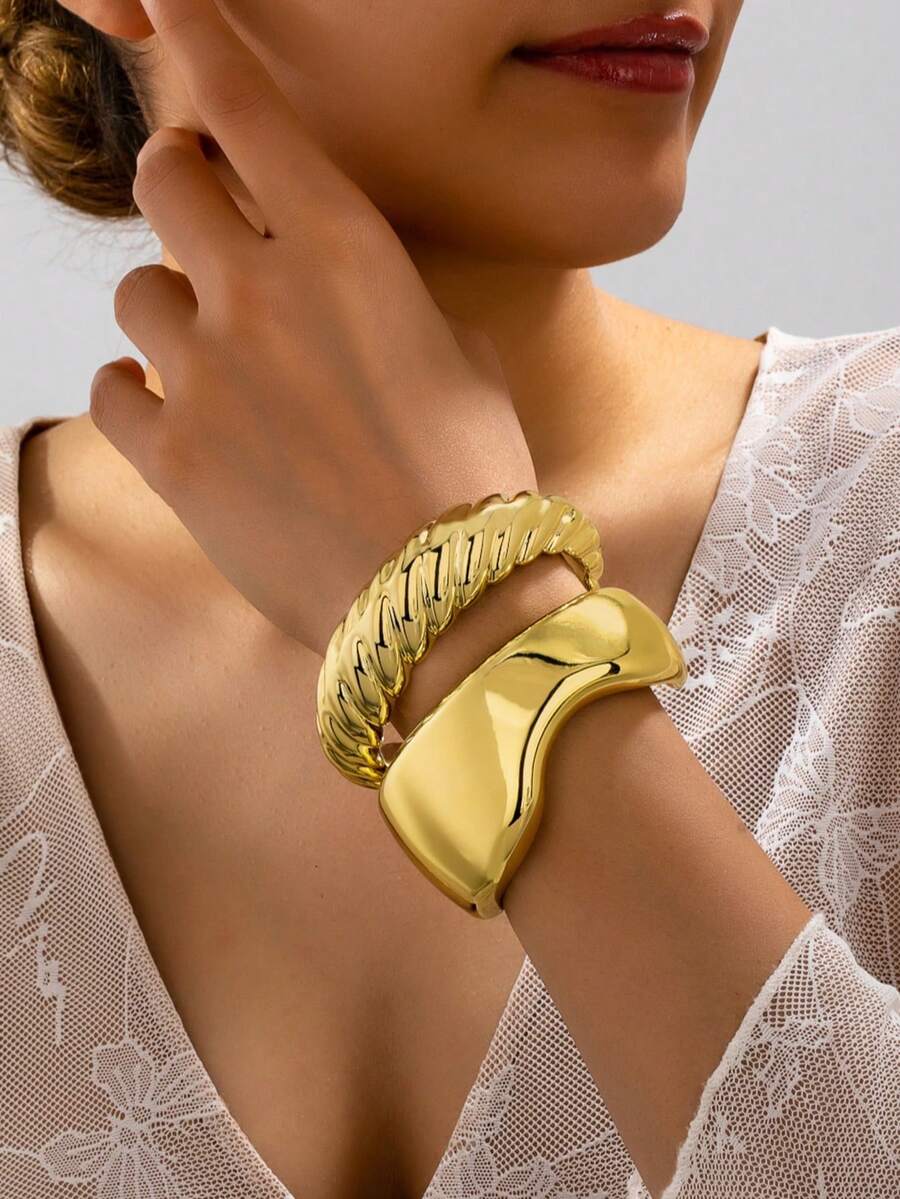 2pcs/Set Women's Fashion Open Bangle Bracelet Set, Bohemian Style Plain And Textured Open Bangles, Suitable For Daily Wear And Vacation - Yellow Gold - View 1