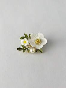 1枚仿珍珠花卉胸针 | 白色雏菊设计 | 合金材质 | 可搭配服装和围巾 | 教师节、返校季、毕业季的理想礼物 | 特殊场合的优雅配饰 - 彩色 - 查看 8