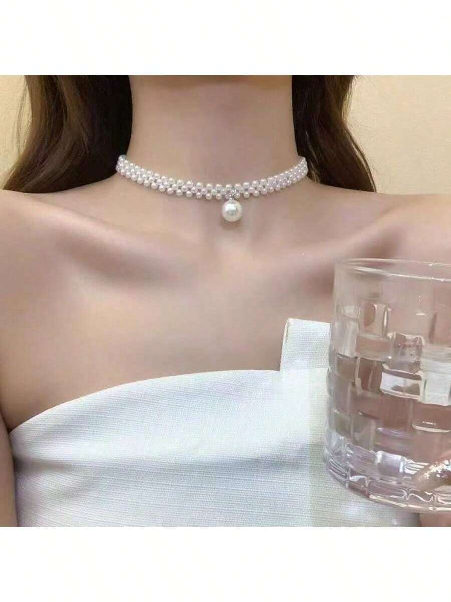 1 件时尚女士珍珠项链，精致颈链设计，质感高级，短锁骨链 - 白色 - 查看 1