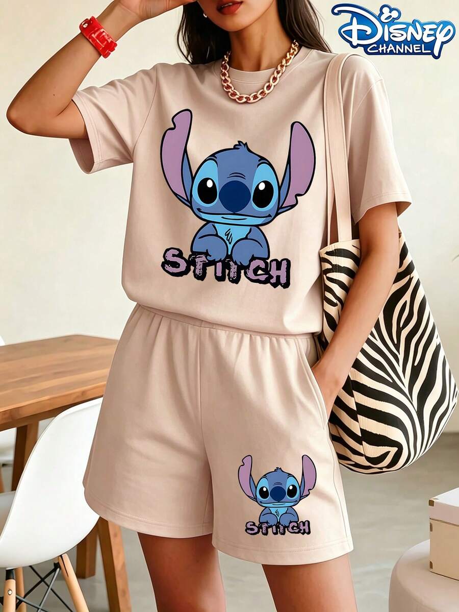 Disney Lilo & Stitch Simple Text Printed T-Shirt & Shorts Set For Women, Fresh Loose Casual Two-Piece Outfit For Summer, Versatile For Loungewear, Sports & Daily Commute, Unisex Couple Matching, Perfect Gift For Friends & Girlfriends, Local Warehouse Fast Shipping & Quick Delivery - 杏色 - 查看 1