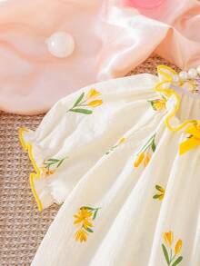 2pcs Girls' Sleepwear Set, Yellow Floral Print Puff Sleeve Ruffle Collar Top + Shorts, Breathable Comfortable Casual Homewear For Spring/Summer - Yellow - View 5
