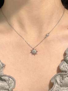 QTHOPE Minimalist Delicate Sun, Moon, Star & Sunburst Pendant Necklace, Gift For Friends - Silver - View 4