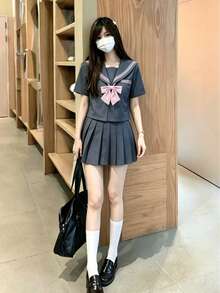 Kawaii Academy 風格水手領 Cosplay 制服，灰色與粉色搭配領結與百褶裙，3 件組 JK 水手服秋季款 - 灰色 - 查看 3