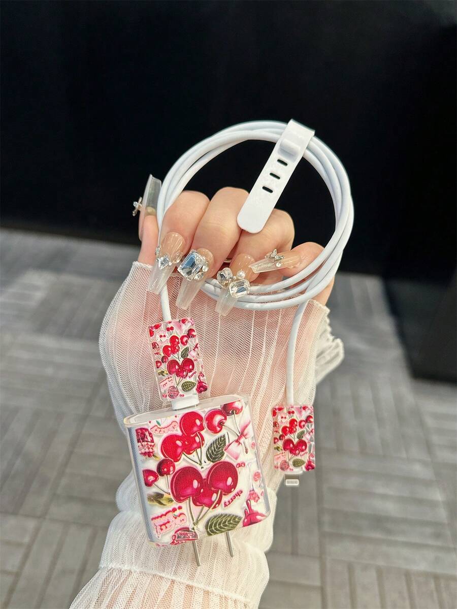 櫻桃與蝴蝶結圖案透明充電器保護殼附線材收納環,適用於 Apple 16/15, 17 Pro Max, 14, 13, 12, 11 - TPU 數據線保護套 - 彩色 - 查看 1