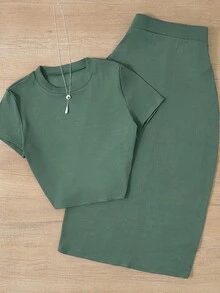 女款綠色夏季優雅度假休閒套裝，針織修身短袖上衣搭配後開衩緊身裙，隨性時尚風 - 薄荷綠 - 查看 1