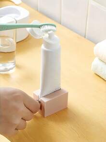 1pc Slouchy Toothpaste Squeezer, Manual Toothpaste Squeezer, Facial Cleanser Pump, Toothpaste Clip, Bathroom Accessories, Bathroom Gadgets - Multicolor - View 4