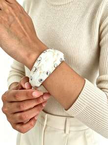 1pc Vintage Fashion Geometric Asymmetrical Smooth Rivet Resin Cuff Bracelet, Elegant Fashion Party Gathering, Couple Date, Daily Casual, Couple Date, Women's Holiday Versatile Jewelry Bracelet Gift (Resin Bracelet May Have Slight Color Difference And Flaws, Which Is Normal) - Bracelet - View 2