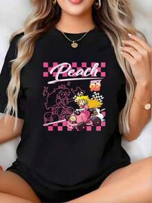 100% bomull kortärmad vardags-t-shirt, farsdagspresent, streetwear Y2K sommaroutfit, herrtoppar, sommar-t-shirt för män, t-shirt för män, farsdagspresent, t-shirts för kvinnor / t-shirts, Campus Peach t-shirts från 92 Kart Princess 100%, kortärmad och rundhalsad / mjuk och bekväm / present till fester, skickas från lokalt lager. Tillverkad av andningsbar 100% bomull, perfekt för att tillföra nostalgiska, roliga vibbar till outfits under avslappnade sammankomster, musikevenemang eller vardagsbruk. Herr-t-shirt med tryck, kortärmad och rundhalsad, är utmärkta presenter till vänner och familj. 100% bomulls-t-shirts har en ungdomlig och moderiktig design, enkel styling, visar upp din unika stil. Grafisk t-shirt, present till män, streetwear sommarkläder. - Svart - Visa 1