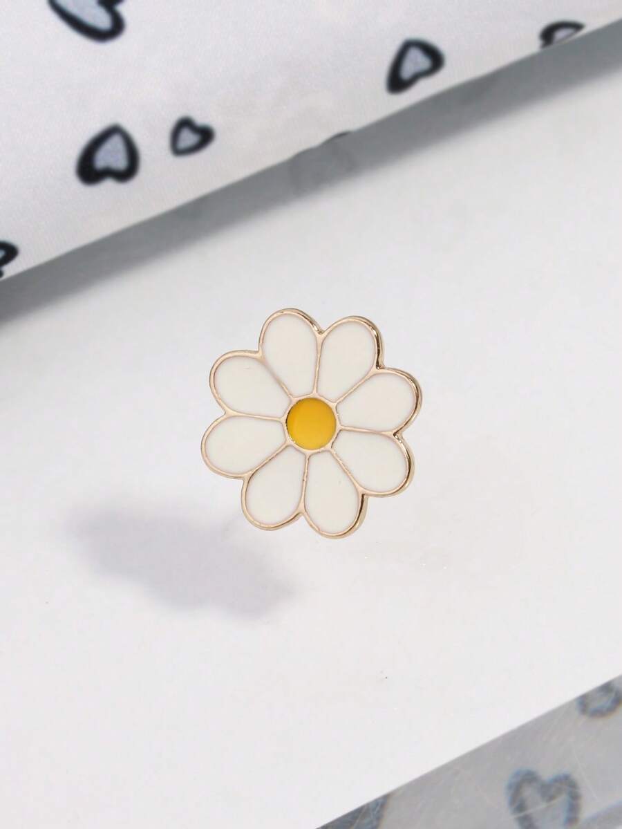 1pc Small Chrysanthemum Cute Lapel Pin Brooch Women's Clothing Accessory Pin - Gold - View 1