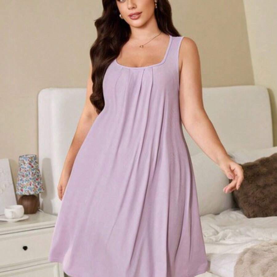 LunaCass8 Vestido de dormir talla grande con cuello cuadrado en color morado malva con pliegues para un sueño cómodo, Camisón tipo "muu muu" - Púrpura malva - Ver 1