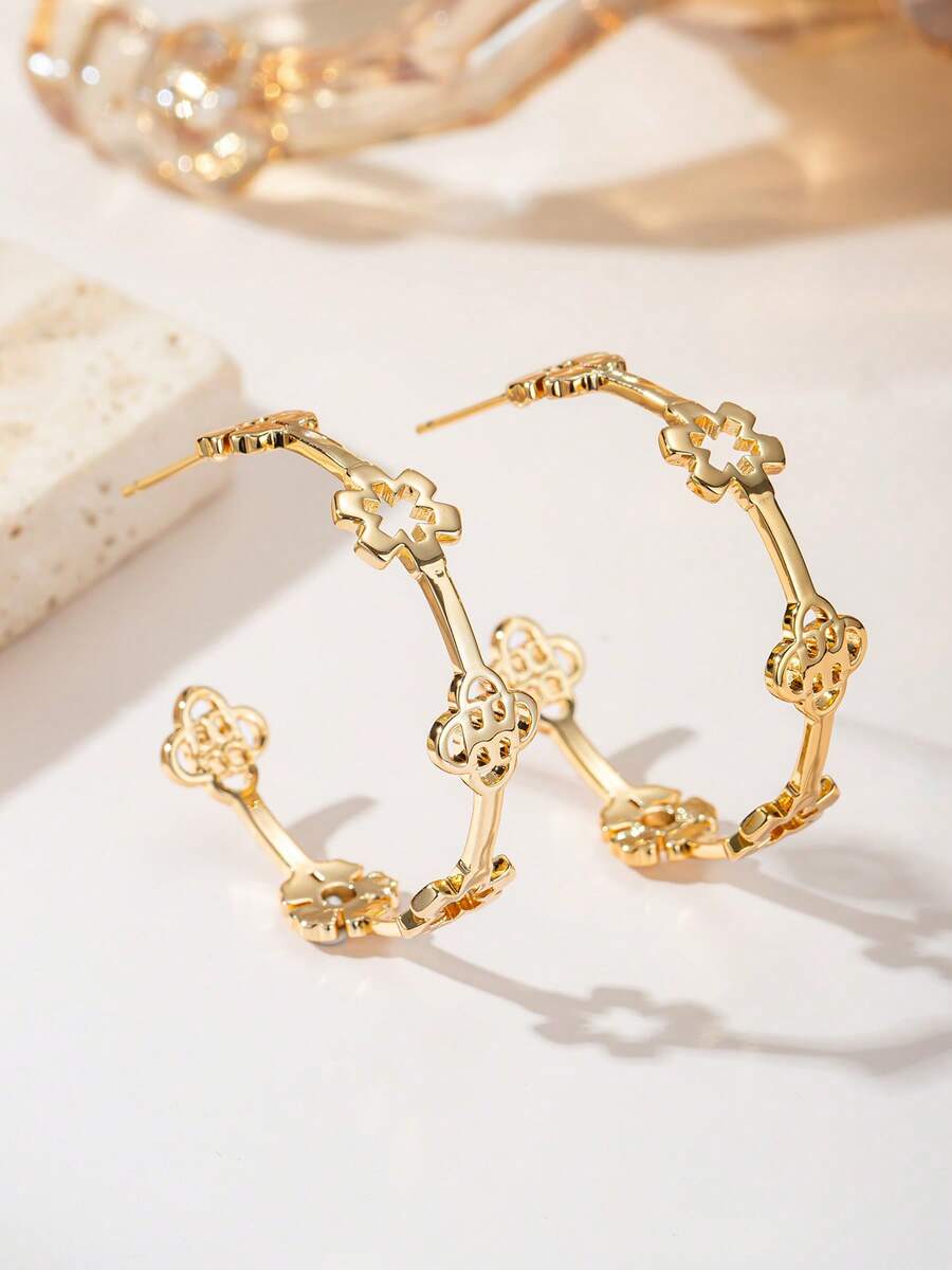 Fashionable Minimalist Elegant Geometric Large Round Cross Flower Women's Earrings, Versatile Ear Studs Suitable For Daily Wear, Dates, And Parties. - Gold - View 1