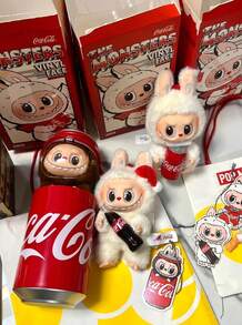 Alo+Pop Mart ALO Stow 女款戶外輕量後背包 & The Monsters 系列乙烯基臉盲盒超值組合套裝，100%正品，盲盒，收藏級人偶，乙烯基人偶，適合兒童與收藏家的完美禮物，度假日禮物（盲盒內部材質：乙烯基，非絨毛填充） - 彩色 - 查看 5