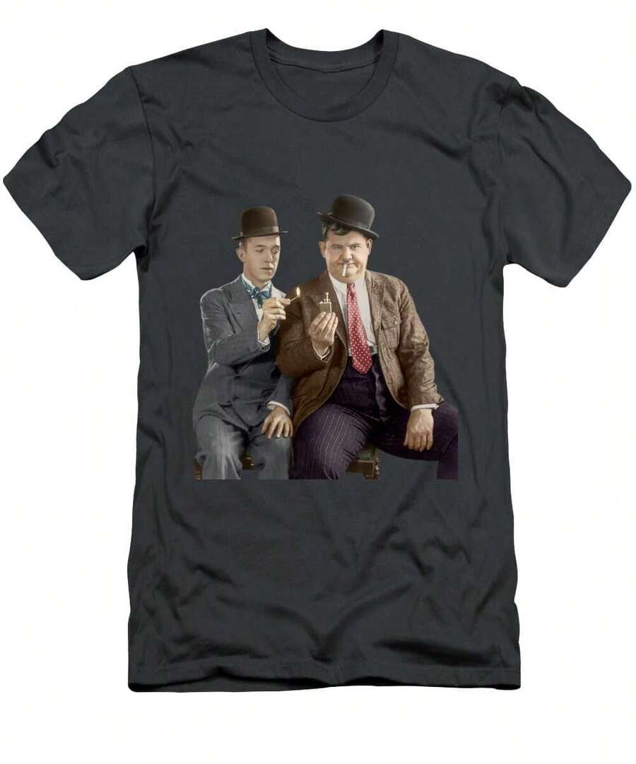 T-Shirt Grafica Da Uomo Vintage Comedy Duo 2026, A Maniche Corte E Girocollo, Con Stampa Di Stanlio E Ollio, Stile Casual Streetwear. - 後退 - 查看 1