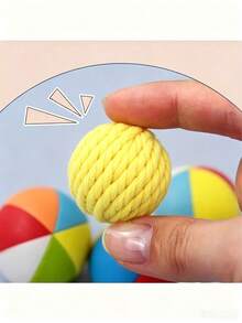 4 brinquedos para gatos com sinos, bolas rolantes com cordas dentro que fazem sons, para gatinhos brincarem - Multicolorido - Ver 6