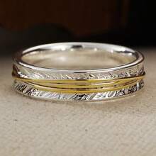 Anillo tallado de pluma de doble tono vintage, textura elegante, accesorio discreto para el uso diario - Plateado - Ver 8