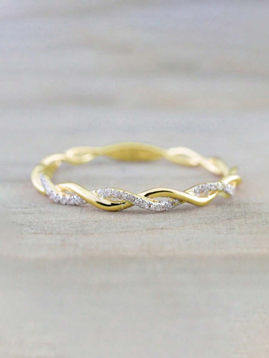 1 buah Cincin Wanita Elegan dengan Batu Zirkonia Kubik, Cocok Sebagai Hadiah Perhiasan untuk Pernikahan dan Pertunangan