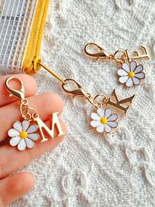 1pc Disya Letter Keychain - Name/Letter (A-Z) - Durable Gift, Suitable For Men And Women - Suitable For Parents, Teachers, Friends, Etc. - Sturdy Letter Accessory For Backpacks And Car Keys, Applicable For Graduation, Mother's Day, Father's Day, Wedding, Birthday Party, Etc. - Multicolor - View 2