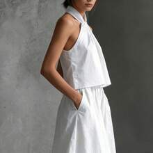 Women's Minimalist Elegant 2-Piece Halter Neck Top & High Waist Wide Leg Pants Set - 白色 - 查看 4