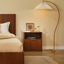 Fluted Bedside Table With Open Drawer And Gold Handles, Space-Saving, Ideal For Bedrooms And Living Rooms, With A Walnut Look. - 核桃色 - 查看 5