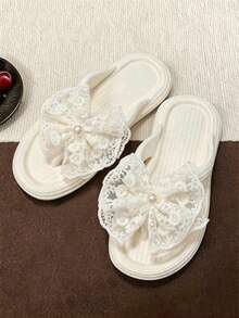 Pantoufles de maison en dentelle avec nœud papillon pour femmes, tongs polyvalentes, sandales d'été à bride entre les orteils, claquettes de plage ultra-légères et ultra-douces à la mode - Blanc - Voir 2