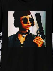 Unisex T-shirt i ren bomull, Leon, MATHILDA: Full Badass Mode Engaged. den professionella 90-talsfilmen, Natalie Portman, Luc Besson, Scorsese, Tarantino, Bill, sommar-t-shirt, sommaroutfit för kvinnor, sommaroutfit för män, t-shirt för kvinnor, kreativ design, utomhuslek, cool stil, rolig design, söt stil, sommaroutfit - Svart - Visa 1