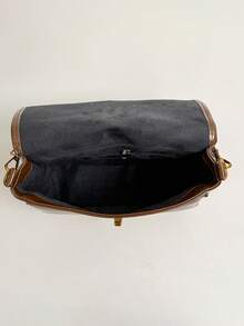 1件時尚女款斜挎包、單肩包、手提包、翻蓋方包，PU材質耐刮耐磨，適合購物、約會、外出、派對、通勤，可調節肩帶以達到完美長度 - 棕色 - 查看 4