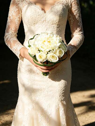 1pc Vintage Elegant White Peony Rose Pearl Bridal Bouquet Wedding Accessory