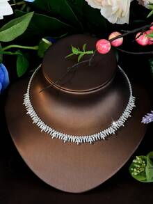 1 Set de 4 Piezas de Joyería Artesanal Pesada con Circonita en Forma de Marquise y Abanico / Accesorios para Vestido de Novia, Vestido de Boda, Vestido de Brindis y Vestido de Noche - Plateado - Ver 6