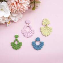 Geometric Polymer Clay Cutter Ginkgo Leaf Polymer Clay Earring Cutters Embossed Leaf Shape Jewelry Making Kits Fan-Shaped Design Soft Pottery Clay Molds For Pendant & Necklace Decoration Making - Pink - View 2