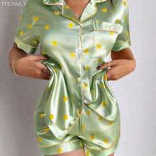 MewMuse.  Conjunto de pijama de manga corta con cuello y estampado de corazones en rosa suave y negro, de estilo minimalista para mujer - Verde - Ver 1