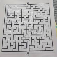 強化大腦迷宮訓練書，旨在透過複雜的迷宮謎題、放鬆與專注練習來提高專注力、開發大腦並增強注意力。這款益智遊戲是送給朋友的完美節日禮物 - 混色 - 查看 6