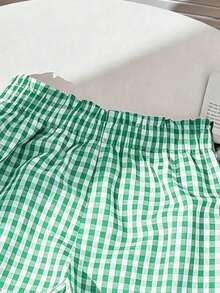 1pc Teen Girls Black And White Plaid Shorts, Casual Cute, Random Cut Design, Suitable For Beach Vacation, Birthday Party, Back To School Season - Green - View 3