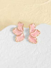 1 Pasang Anting Tusuk Bunga Daun Maple Gaya Mori yang Segar dan Manis, Desain Minimalis Anting Tetesan Minyak Kelopak Berwarna-warni - Berwarna merah muda - View 2
