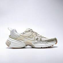 女款 W NIKE V2K RUN 運動休閒鞋 低筒 FD0736-116 - 白色 - 查看 3