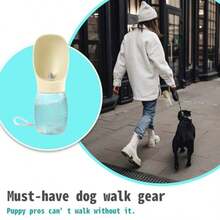 Tragbare Hundewasserflasche mit Ein-Tasten-Wasserauslass, auslaufsicherer Haustier-Reise-Wasserbecher für Outdoor-Spaziergänge - 300 ml und 500 ml - Übersicht 5