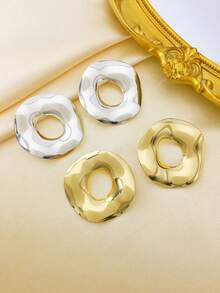 1 PC Simple Fashionable Exclusive Oversize Molten Smooth Chunky Hoop Statement Earrings For Party And Daily Dress   - Earrings - View 2