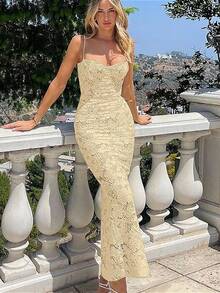 Elegante vestido largo sin tirantes para mujer con volantes y bajo asimétrico, perfecto para fiestas y ocasiones formales, tejido ligeramente elástico, corte ajustado. - Albaricoque - Ver 1