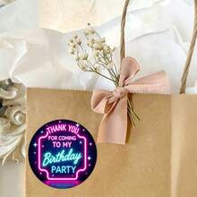 24/48 pièces Autocollants d'anniversaire néon, Autocollants de remerciement avec bordure néon rose & bleu, avec étoiles et texte "Merci d'être venu à ma fête d'anniversaire, s'il vous plaît donnez-moi un cadeau", Convient pour les fournitures de bureau/autocollants de papeterie/autocollants de graffiti/fournitures scolaires - rond - Voir 5