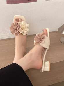 Sandal cao gót nữ phong cách Pháp gót dày, mẫu mới xuân/hè 2026, đính ngọc trai họa tiết hoa, thời trang cao cấp, hở ngón, dép cao gót đi ngoài trời, thanh lịch đa năng - Màu be - Xem 5