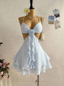 Vestido mini romántico y ligero con decoración floral hueca, apropiado para vacaciones tropicales, citas, té de la tarde, playa, festivales de música, fiestas, estilo - Azul - Ver 1