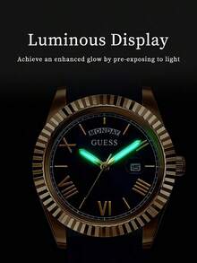 GUESS 男士手錶 大膽金與海軍藍膚色提亮，標誌性大陸風格法蘭格配日期視窗，高級柔軟矽膠錶帶親膚，商務休閒社交週年會議精英成功之選，現代亮眼吸睛外觀，送給他的高級禮物生日，50m 防水 - GW0335G2 - 藍色 - 查看 8