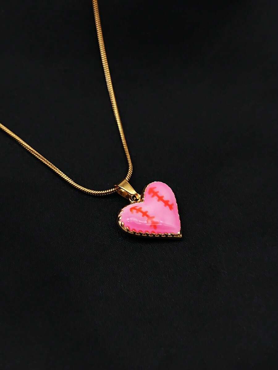 1 pieza Collar de mujer de estilo de lujo ligero versátil y de moda, colgante de béisbol con bloques de color, exquisita artesanía de costura, corazón rosa delicado de nicho, acero de titanio chapado en oro de 18K, cadena de clavícula de alta gama para uso diario - Rosa - Ver 1