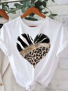 Soft & Airy Women's Luxury Tee, Light Fabric With Exceptional ComfortPlus Size Women's T-Shirt - Zebra & Leopard Animal Print Heart Design, Casual Round Neck Short Sleeve Top, Machine Washable All-Season Comfort Fit, Ladies T Shirts, Sweatshirt, Soft Fabric - 白色 - 查看 1